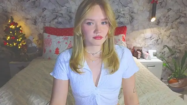 Aurora Golden1 online show from 18, 12, 2025