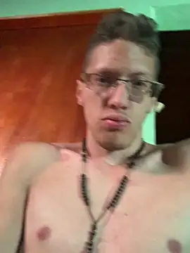 Snapshot of SOYMRX chatting on 6, 1, 2025 SOYMRX online show from 6, 1, 2025