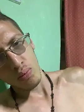 Snapshot of SOYMRX chatting on 12, 1, 2025 SOYMRX online show from 12, 1, 2025