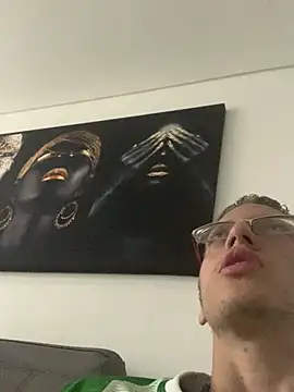 Snapshot of SOYMRX chatting on 7, 2, 2025 SOYMRX online show from 7, 2, 2025