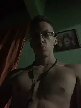 Snapshot of SOYMRX chatting on 12, 3, 2025 SOYMRX online show from 12, 3, 2025