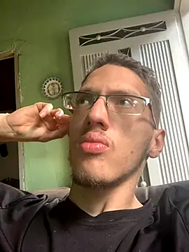 Snapshot of SOYMRX chatting on 26, 11, 2025 SOYMRX online show from 26, 11, 2025