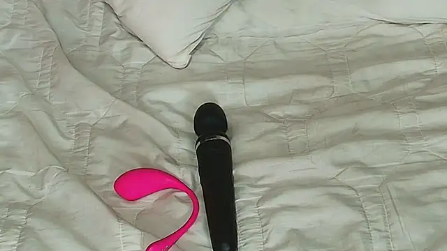 Snapshot of emmars_ chatting on 8, 2, 2025 emmars online show from 8, 2, 2025