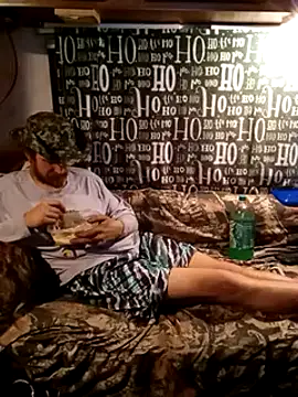 hothippie420 online show from 4, 1, 2025