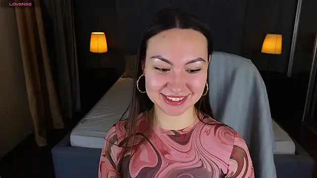 GIGI BENNET online show from 19, 12, 2024