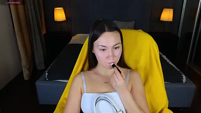 GIGI BENNET online show from 22, 12, 2024