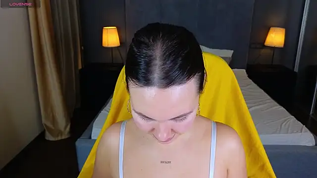 GIGI BENNET online show from 27, 12, 2024