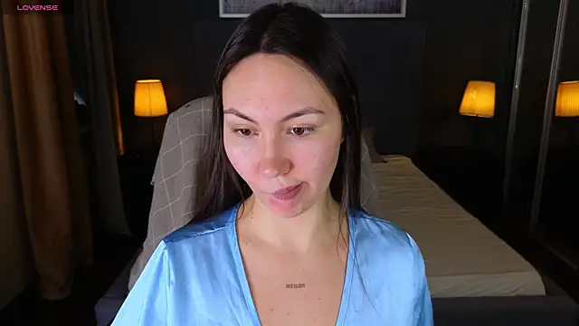 GIGI BENNET online show from 7, 1, 2025