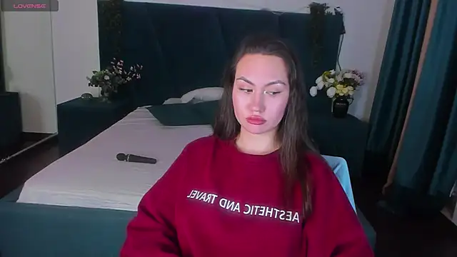 GIGI BENNET online show from 19, 1, 2025