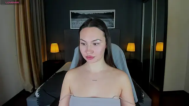 GIGI BENNET online show from 25, 1, 2025