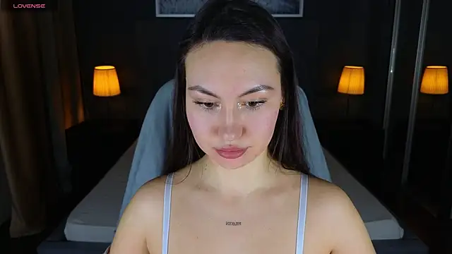 GIGI BENNET online show from 26, 1, 2025