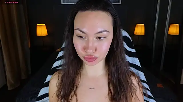 GIGI BENNET online show from 29, 1, 2025