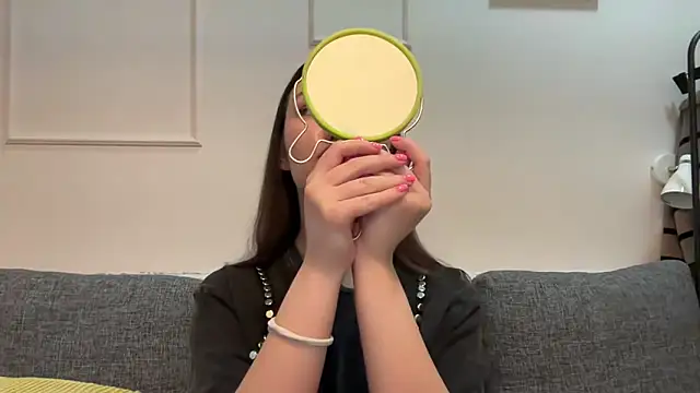 GIGI BENNET online show from 7, 3, 2025