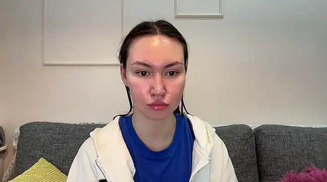 GIGI BENNET online show from 18, 3, 2025