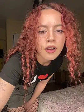 Snapshot of frikigyal chatting on 14, 12, 2025 frikigyal online show from 14, 12, 2025