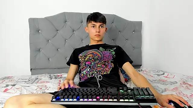 Snapshot of benavides_anthony chatting on 5, 12, 2024 benavides anthony online show from 5, 12, 2024