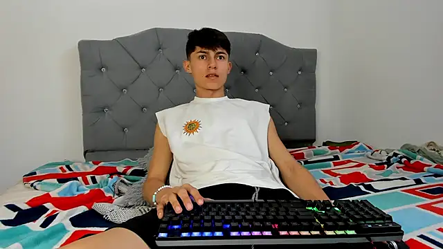 Snapshot of benavides_anthony chatting on 24, 1, 2025 benavides anthony online show from 24, 1, 2025