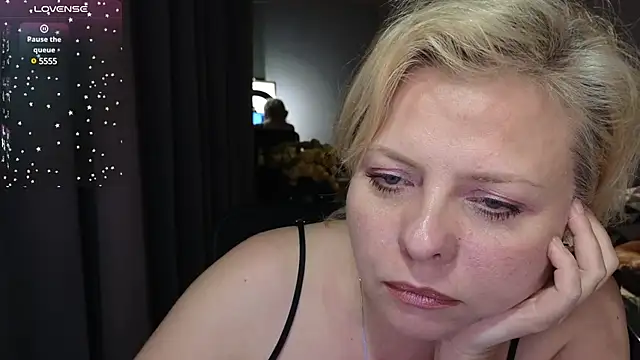 Snapshot of Gray_swann chatting on 20, 2, 2025 Gray swann online show from 20, 2, 2025