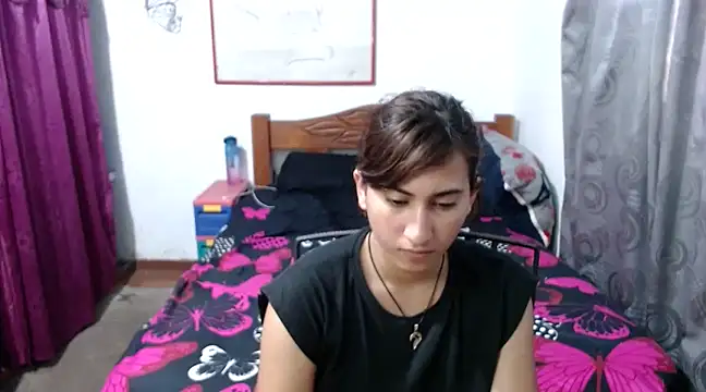 LadyMilk003 online show from 4, 12, 2024