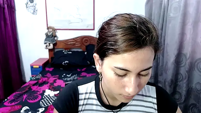 LadyMilk003 online show from 25, 10, 2025