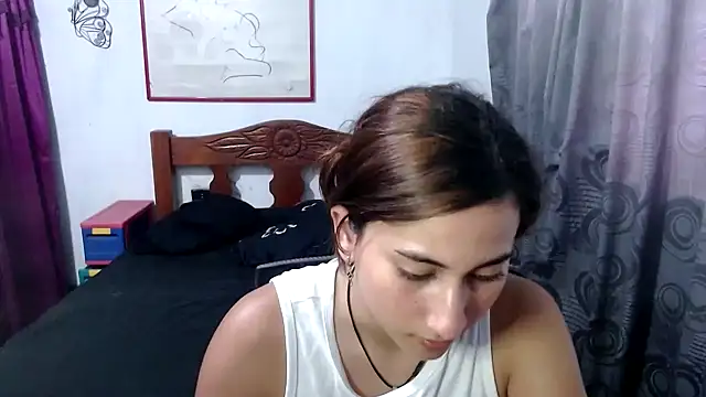 LadyMilk003 online show from 14, 11, 2025