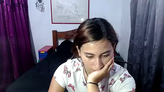 LadyMilk003 online show from 18, 11, 2025