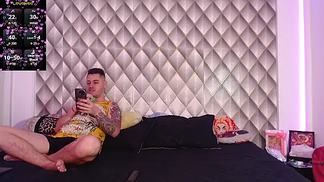 Snapshot of CoupleSwingerLatin chatting on 24, 2, 2026 CoupleSwingerLatin online show from 24, 2, 2026