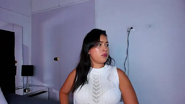 Miaa Garcia online show from 4, 2, 2025