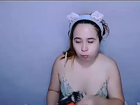 SubLayla01 online show from 28, 11, 2025