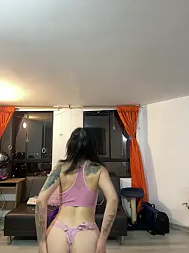 Snapshot of Alicia_Ortiiz chatting on 20, 12, 2024 Alicia Ortiiz online show from 20, 12, 2024