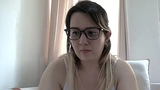 amooraaamoon online show from 1, 11, 2025