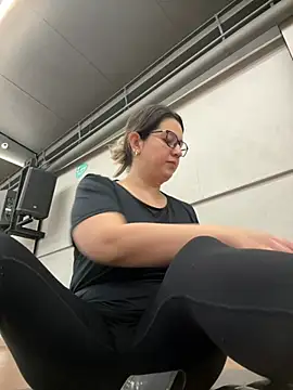 amooraaamoon online show from 18, 1, 2026