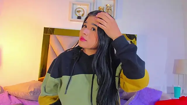 nicole grace0 online show from 21, 11, 2025