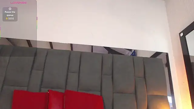 SELENA BIGBOOBS online show from 7, 1, 2026