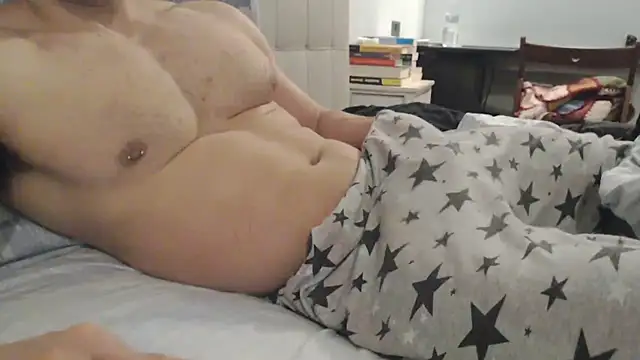 Snapshot of -theshyguy92- chatting on 8, 1, 2025 -theshyguy92- online show from 8, 1, 2025