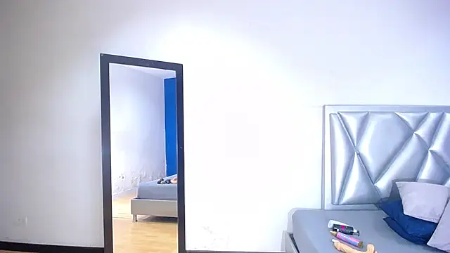 exotic karmella online show from 14, 11, 2025