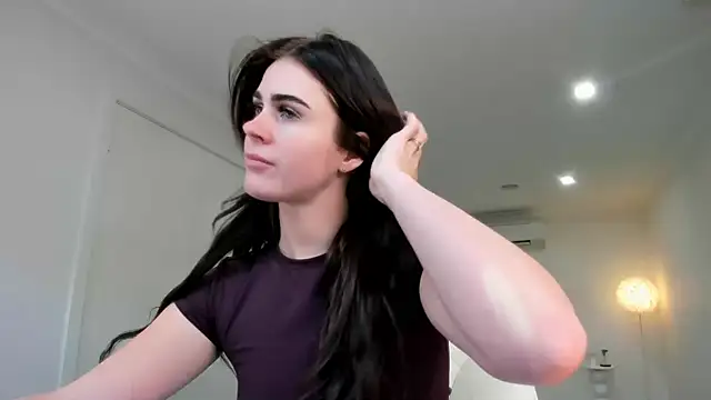 aus queen online show from 10, 10, 2025