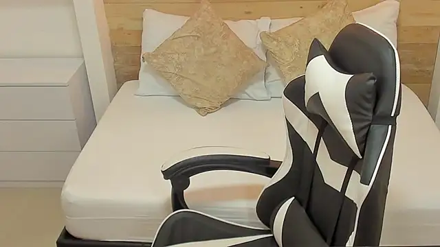 candy summer28 online show from 28, 10, 2025