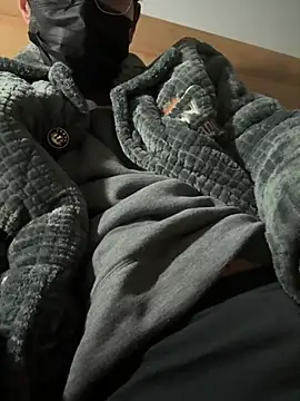 Snapshot of Solamoon chatting on 10, 12, 2024 Solamoon online show from 10, 12, 2024