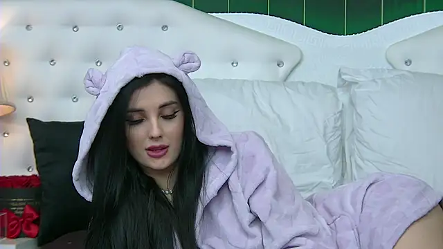 SophiaVilner online show from 30, 12, 2024