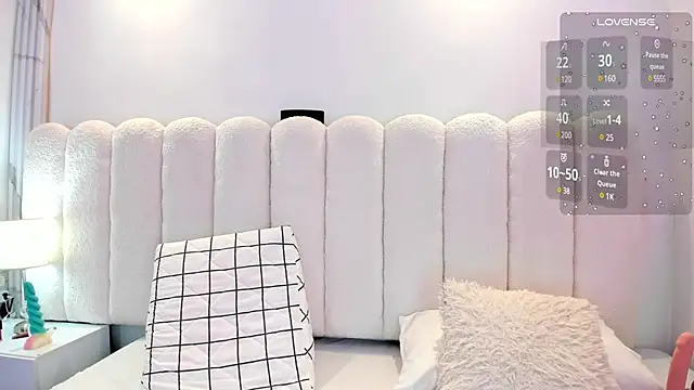 Snapshot of Mia_rom11 chatting on 18, 2, 2025 Mia rom11 online show from 18, 2, 2025