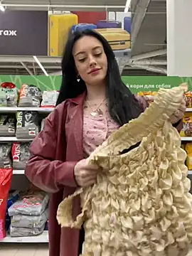 Melissa crazy online show from 11, 12, 2024