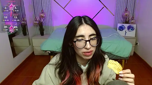 Snapshot of LenaRoses chatting on 24, 2, 2026 LenaRoses online show from 24, 2, 2026