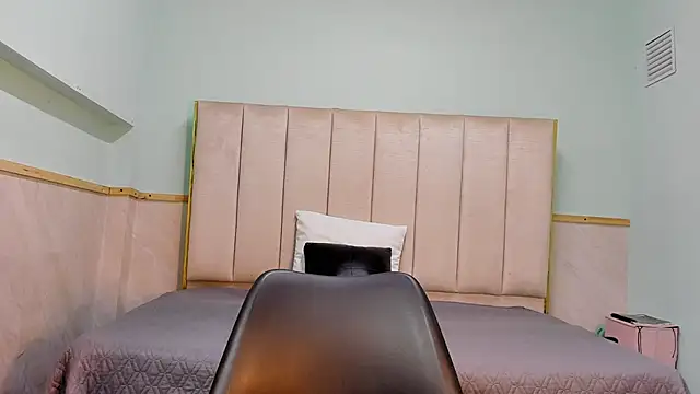 alice greco online show from 21, 3, 2025