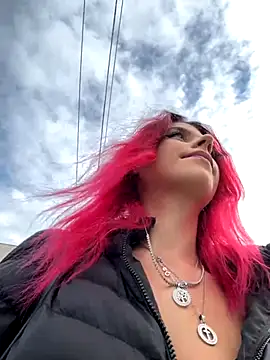 RiriRoseey online show from 18, 10, 2025