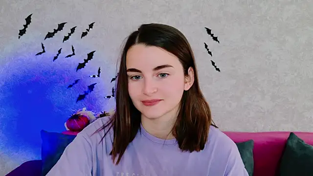 Snapshot of Miss_Arwen chatting on 21, 10, 2025 Miss Arwen online show from 21, 10, 2025