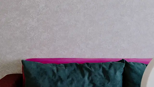 Snapshot of Miss_Arwen chatting on 5, 12, 2025 Miss Arwen online show from 5, 12, 2025