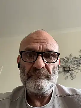 Snapshot of Shyboy817 chatting on 3, 3, 2026 Shyboy817 online show from 3, 3, 2026