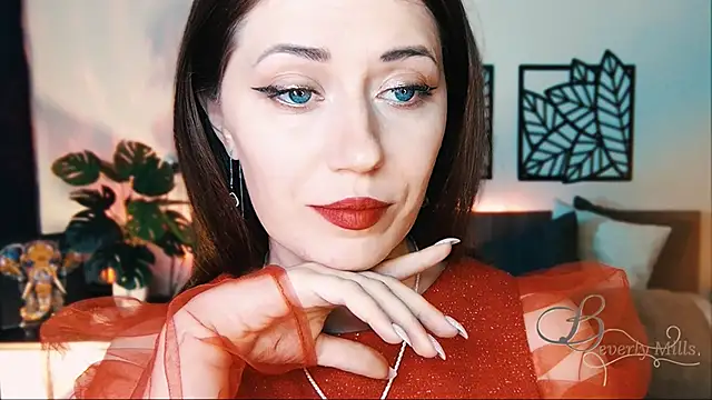 MissBeverlyMills online show from 16, 2, 2025