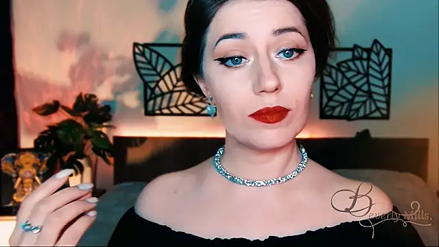 MissBeverlyMills online show from 27, 2, 2025